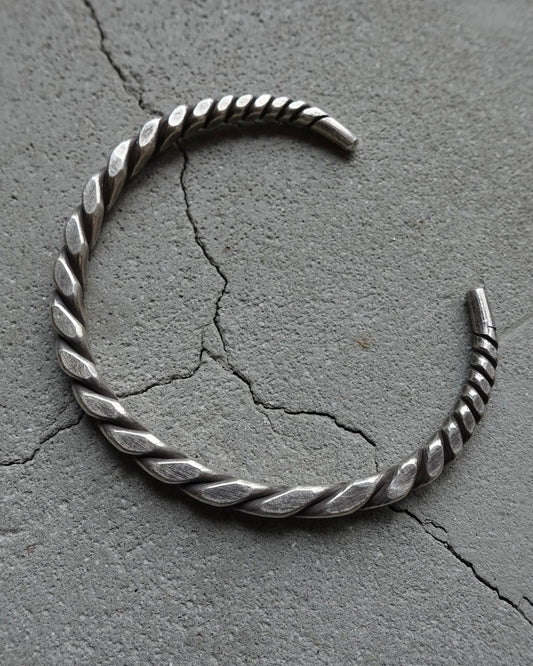 Karen Silver Twist Bangle