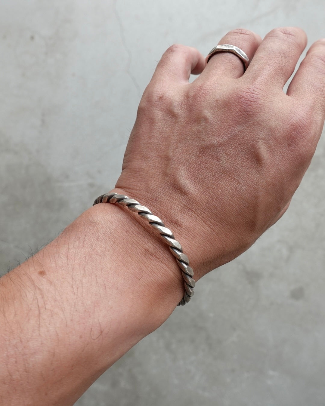 Karen Silver Twist Bangle