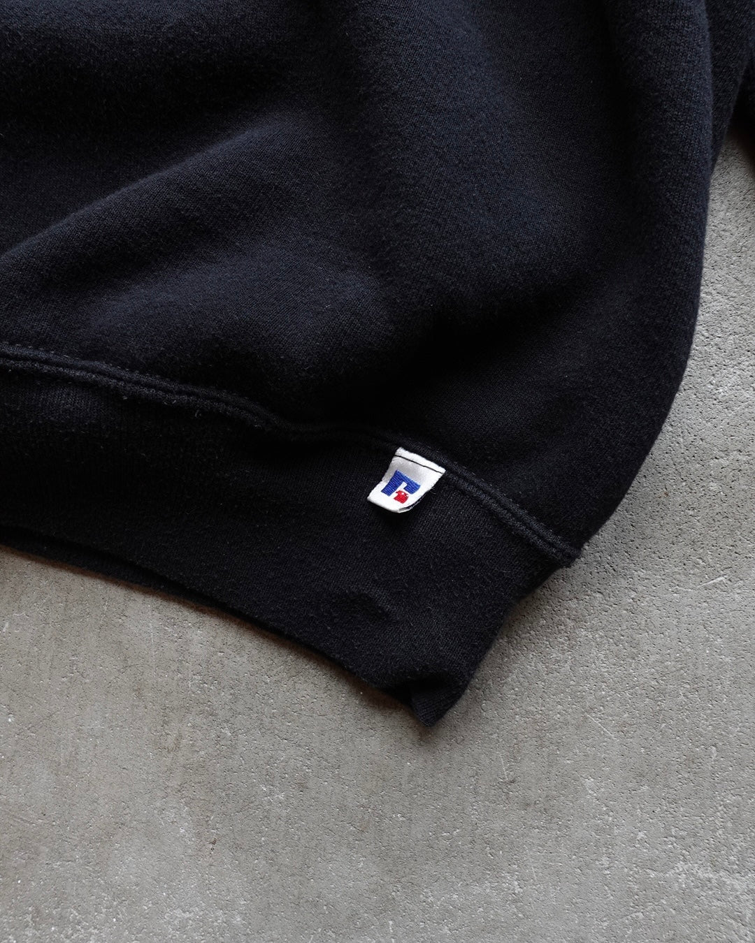 90s Russell Athletic Crewneck Sweat "SKYLINE"