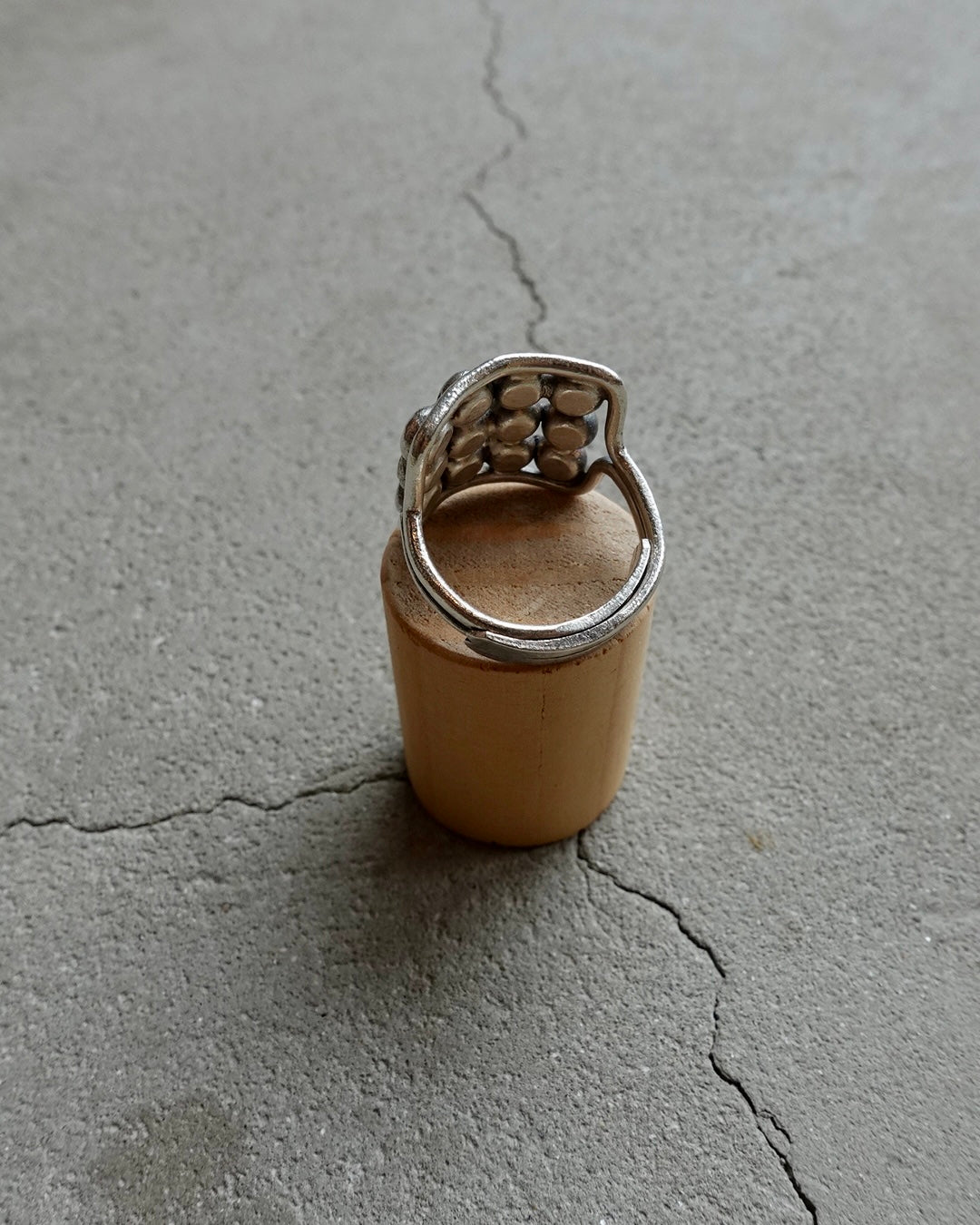 Karen Silver Ring #18 | Grid Ball Silver Ring – dada