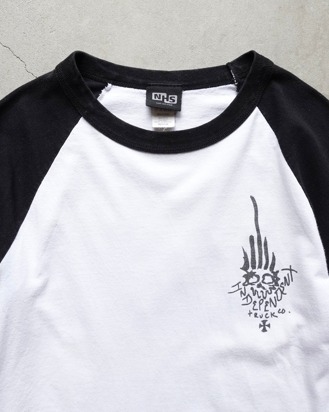 00s Independent Truck Co. Raglan Baseball T-Shirt