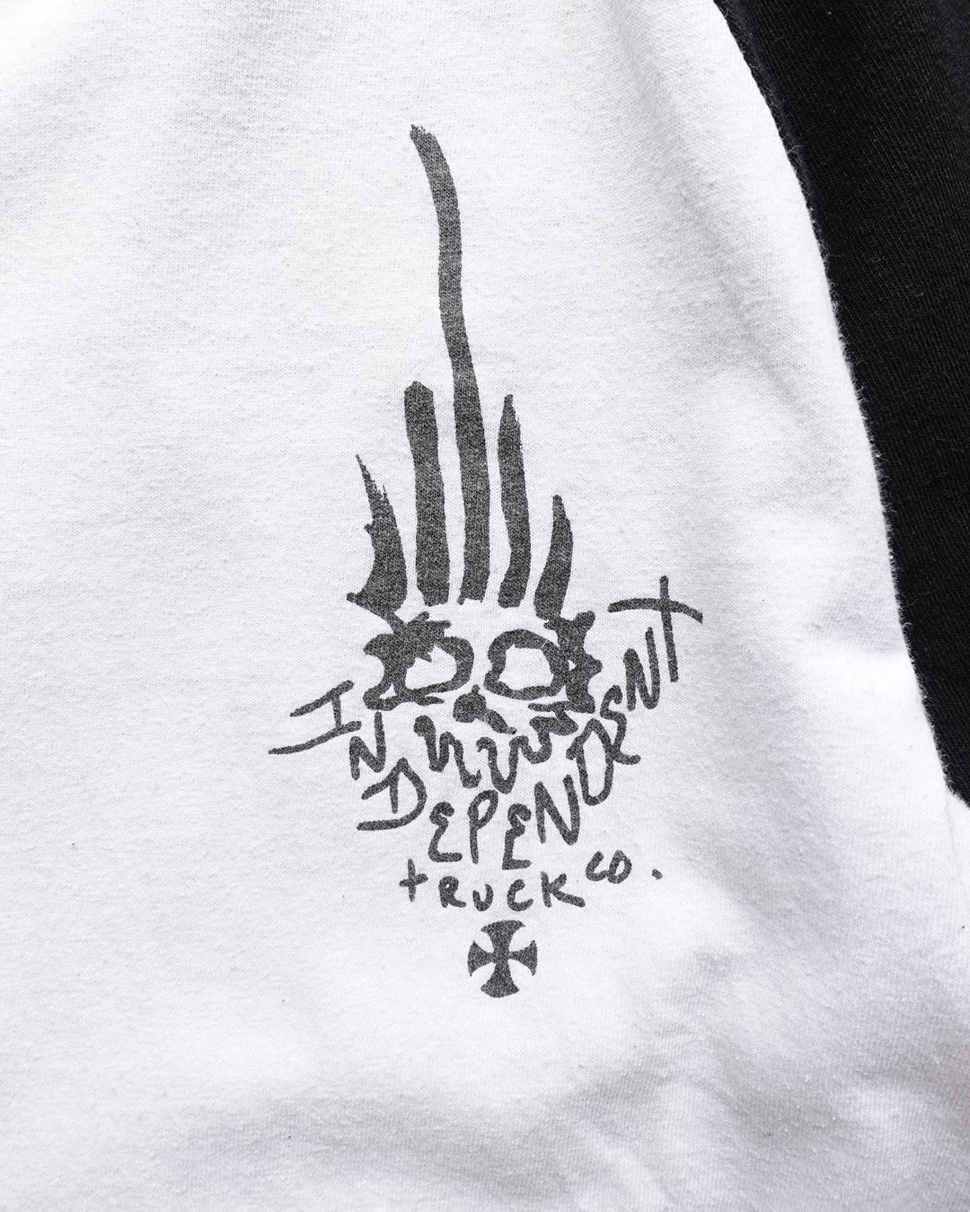 00s Independent Truck Co. Raglan Baseball T-Shirt