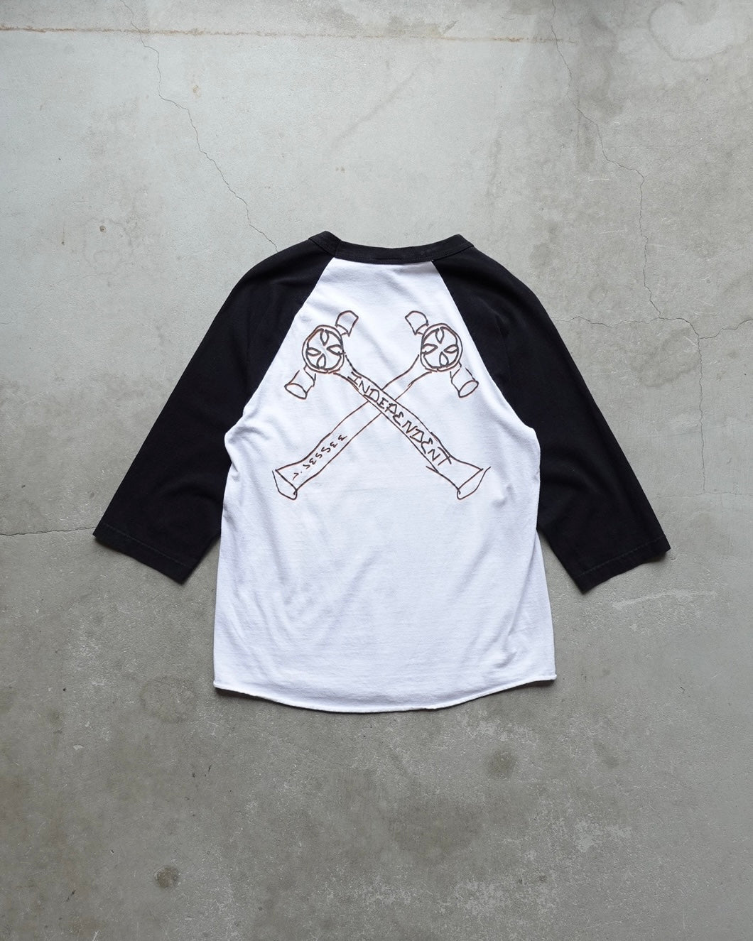 00s Independent Truck Co. Raglan Baseball T-Shirt