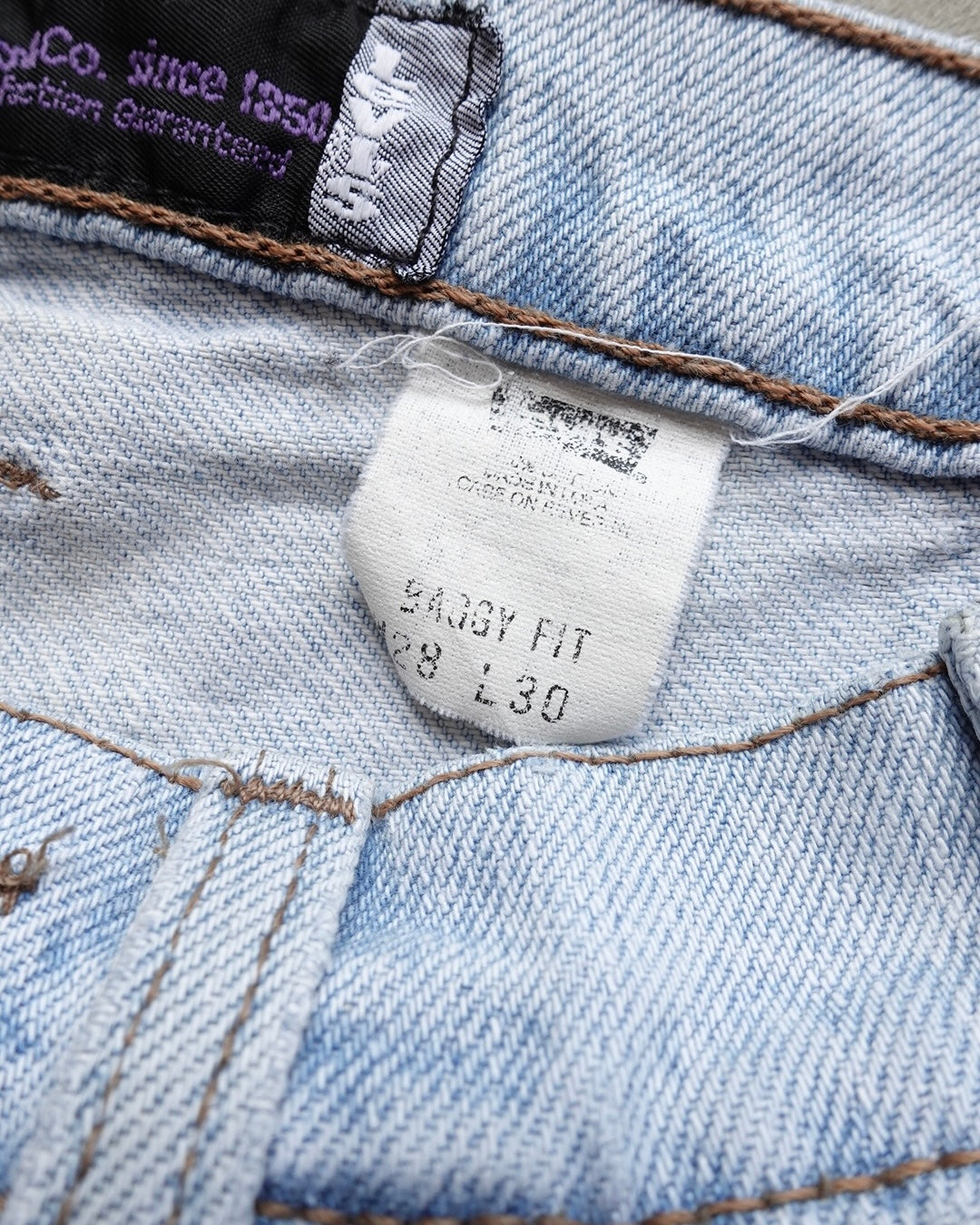 90s Levi's SilverTab Baggy Fit Denim W28 L30 / Made in USA