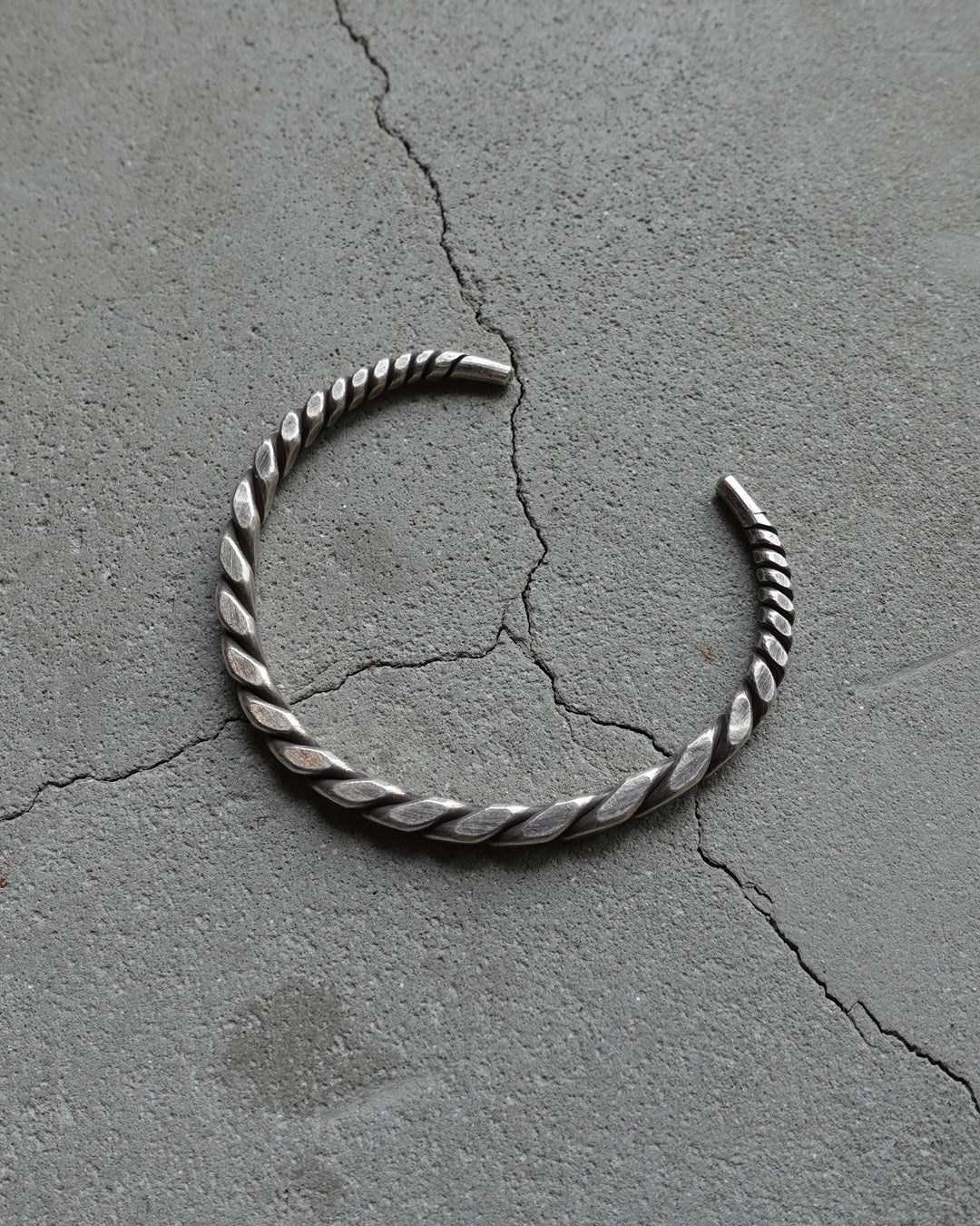 Karen Silver Twist Bangle