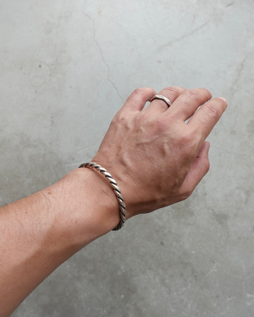 Karen Silver Twist Bangle