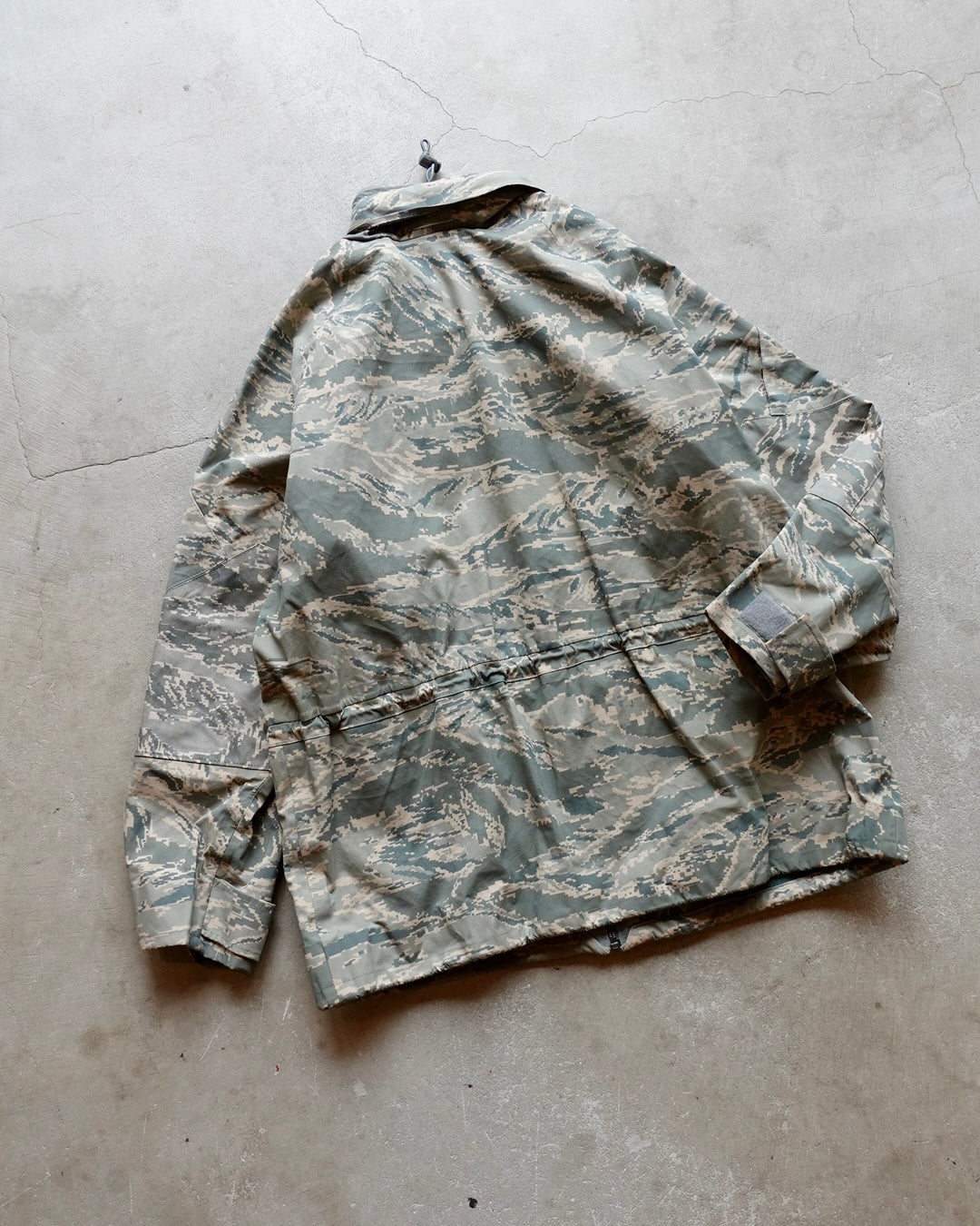 00s U.S. Air Force APECS ABU Digital Tiger Camo GORE-TEX Jacket