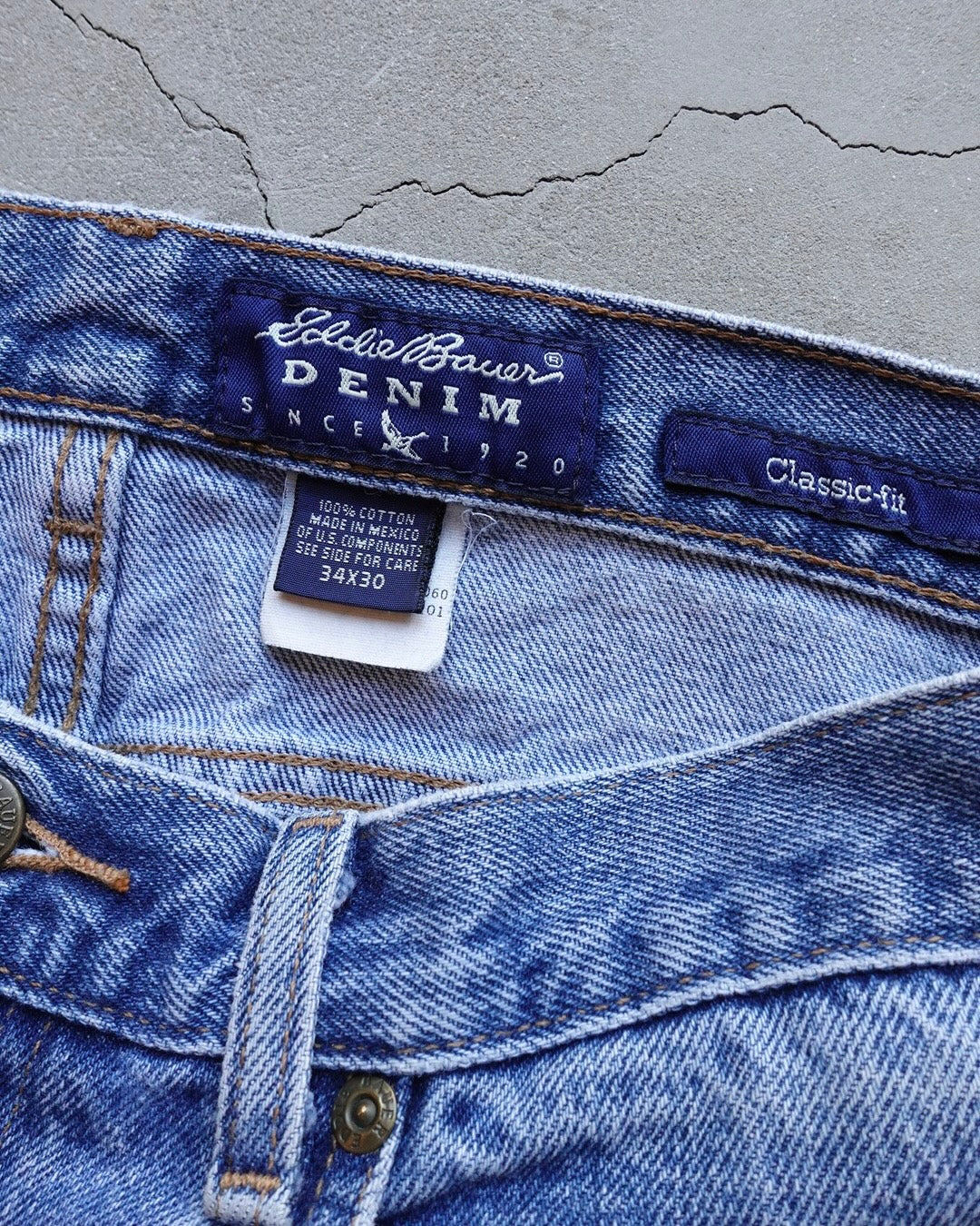 90s Eddie Bauer Blue Denim Classic-fit Pants Made in Mexico