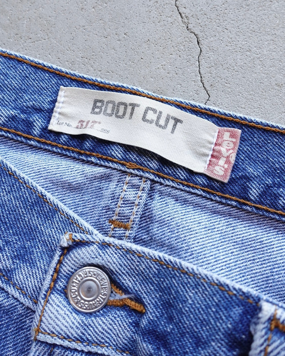 00s Levis 517