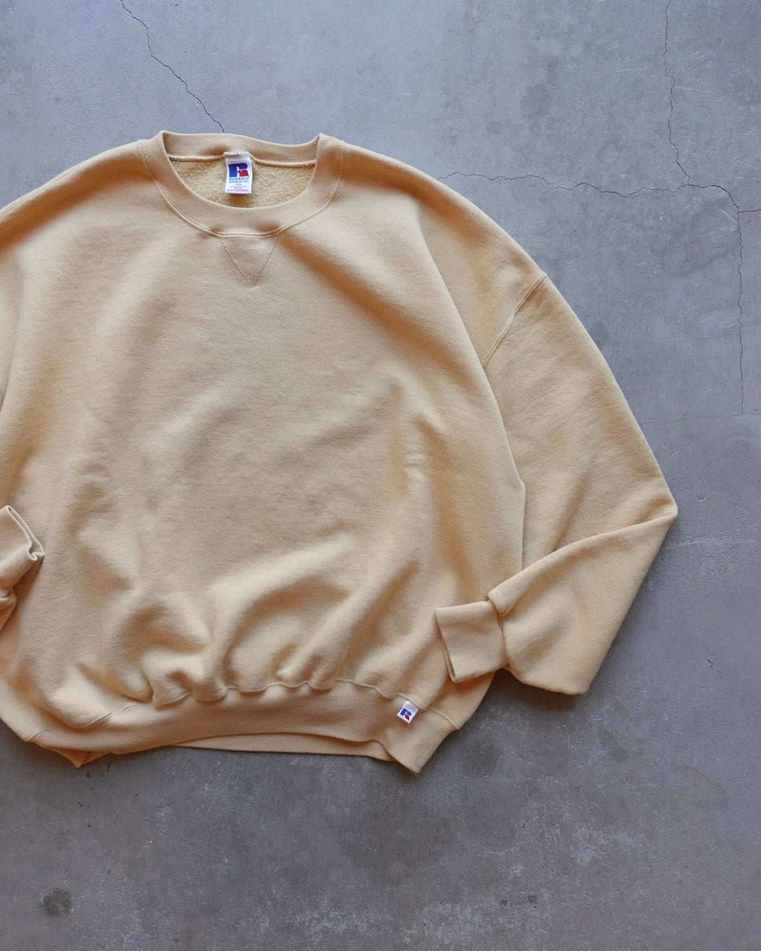 90s Russell Athletic Crewneck Sweat - Pale Yellow