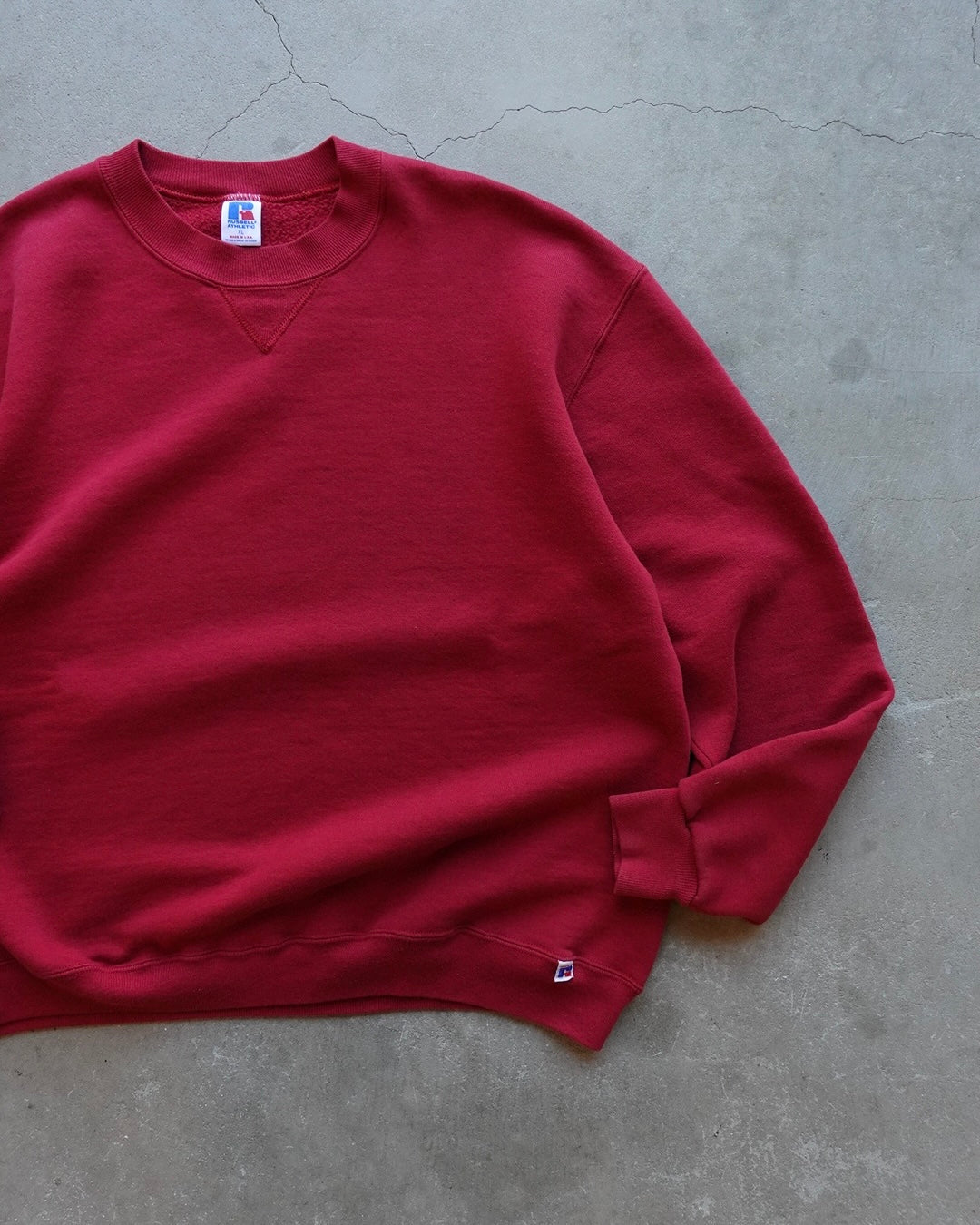90s Russell Athletic Crewneck Sweat - Wine Red