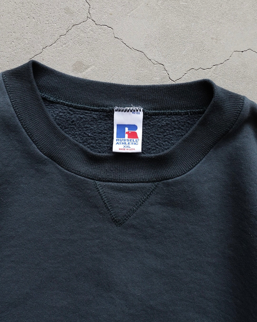 90s Russell Athletic Sweatshirt / Made in USA