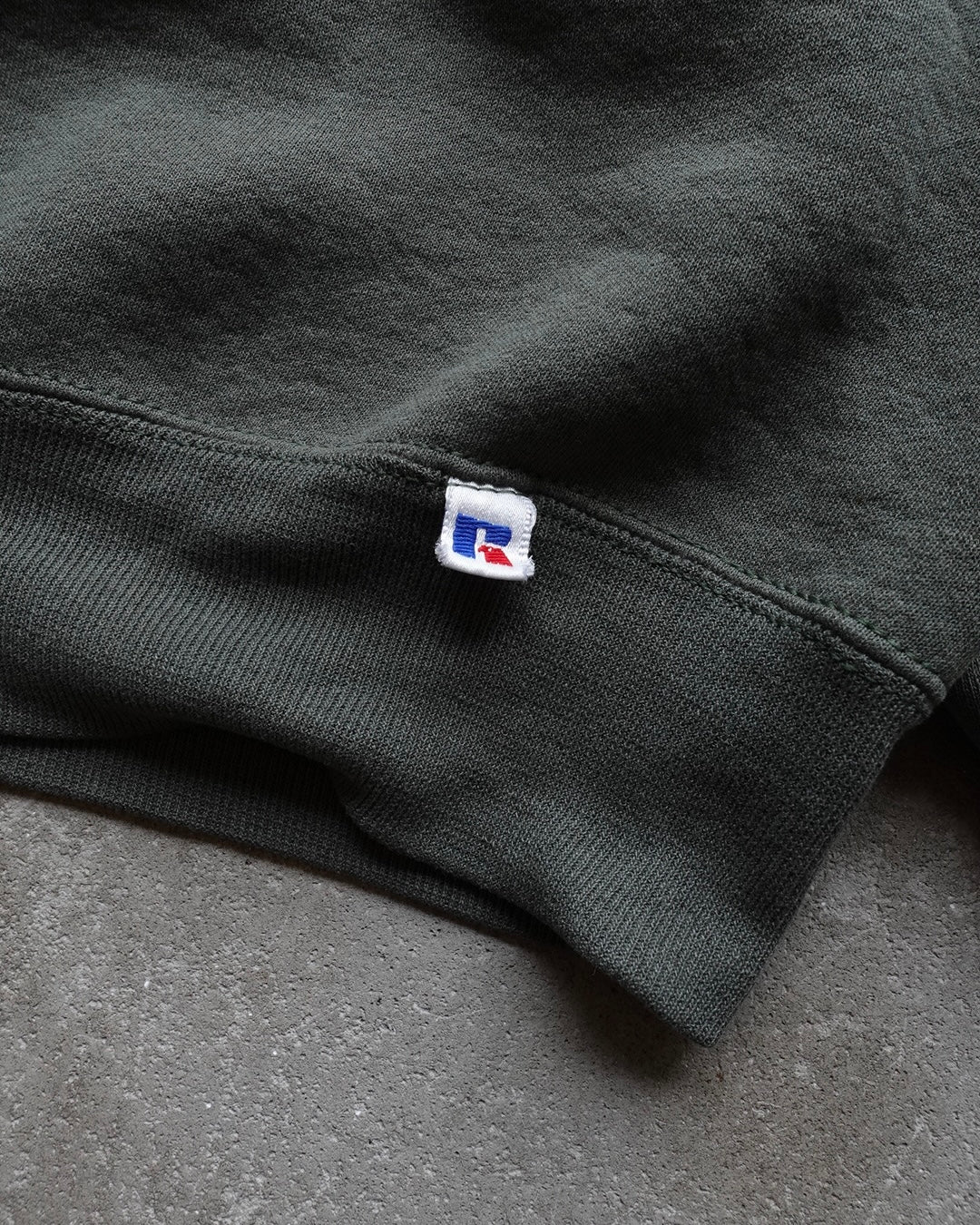 90s Russell Athletic Sweatshirt / Made in USA