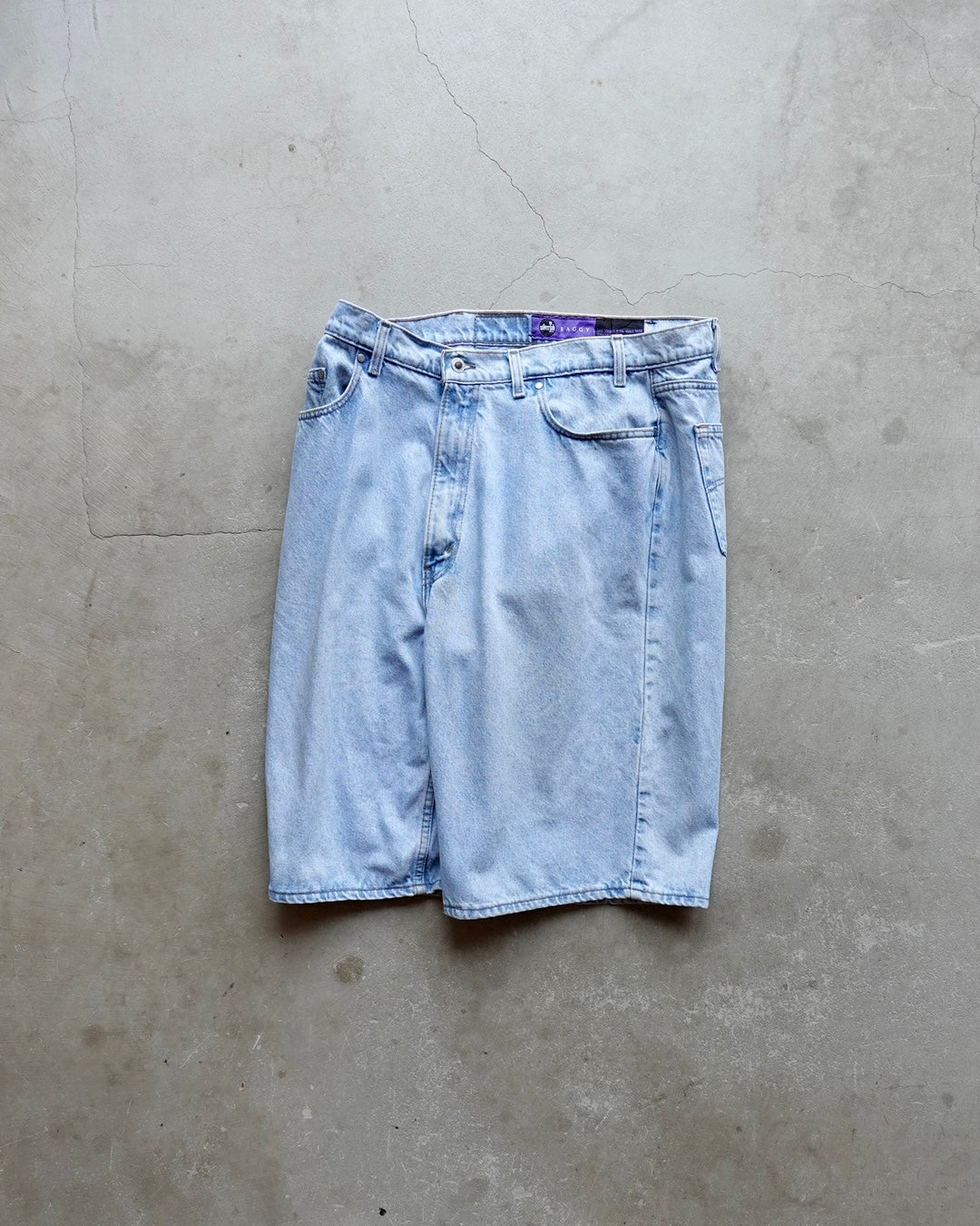 90s Levi's SilverTab BAGGY Shorts / Made in USA