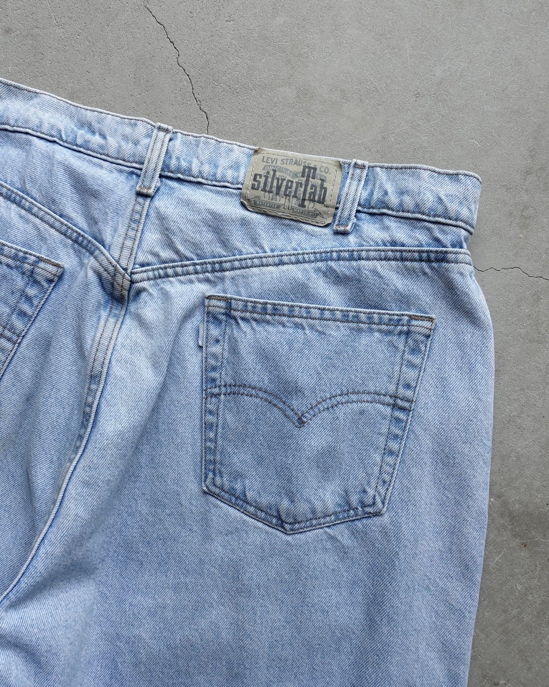 90s Levi's SilverTab BAGGY Shorts / Made in USA